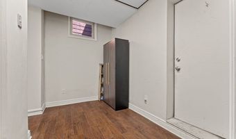 2206 E Carson St, Airville, PA 15203