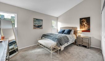 26 Glenview Dr 26, Cromwell, CT 06416