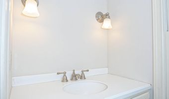 14 Birch Hill Rd, Albany, NY 12211