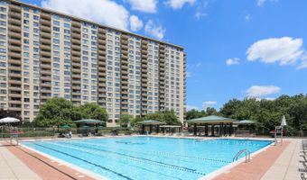 5225 POOKS HILL Rd #1705N, Bethesda, MD 20814