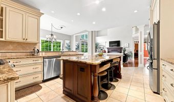 637 CHATSWORTH Dr, Ambler, PA 19002