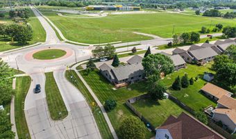 1012 8th St SE, Altoona, IA 50009