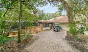 1895 HICKORY Ln, Atlantic Beach, FL 32233