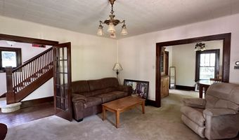 516 E MAPLE St, Appleton, WI 54915