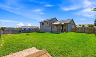 624 Botaka Loop, Benton City, WA 99320