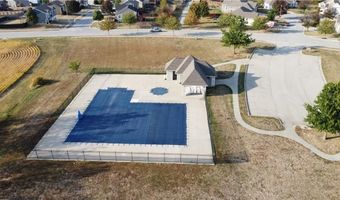 1313 N 159th St, Basehor, KS 66007