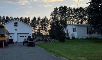 35 Maple St, Corinna, ME 04928