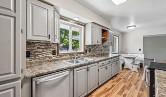 5563 Main Ave NE, Albertville, MN 55301