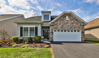 5319 Presidents Dr, Bethlehem, PA 18017