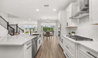 3228 ROSEVILLE Dr, Apopka, FL 32712