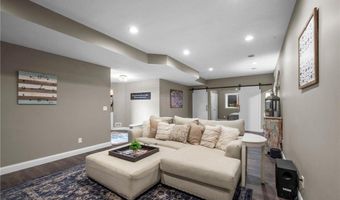 6023 158th St W, Apple Valley, MN 55124