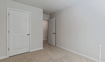 217 Maddox Dr, Aberdeen, NC 28315