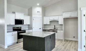 1711 Opal Dr, Elko, NV 89801