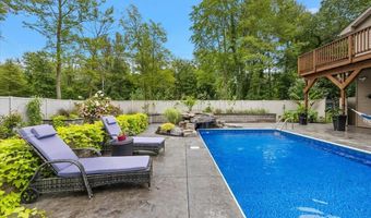 6182 High, Algonac, MI 48001