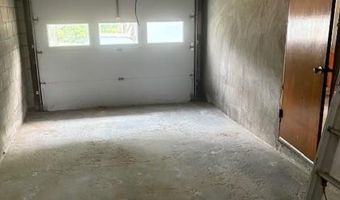 44 Valente Dr, Cranston, RI 02920