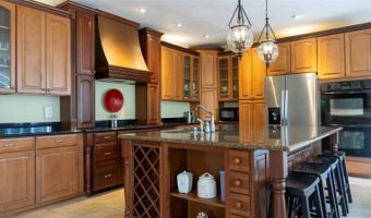 676 OAK HOLLOW Way, Altamonte Springs, FL 32714