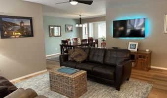 801 BROOKHAVEN Dr A, Brookings, OR 97415