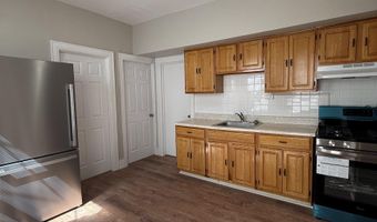 153 W 20TH St, Bayonne, NJ 07002