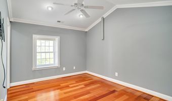 100 N UNION St A, Alexandria, VA 22314