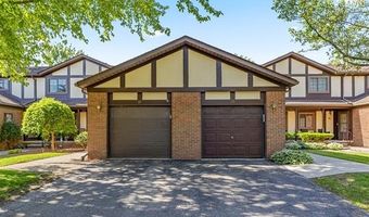 19 Parkplace N, Allen Park, MI 48101
