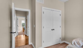 16657 Sandstone Cir, Basehor, KS 66007
