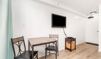 2450 Prince Edward St 506A, Honolulu, HI 96815