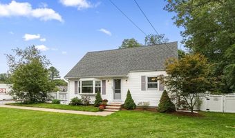 49 Baldwin Rd, Billerica, MA 01821