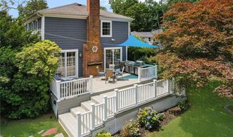 9 Foster St, Barrington, RI 02806
