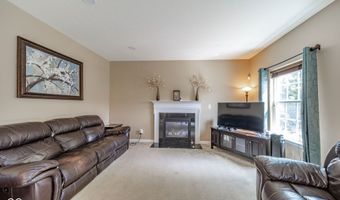 5825 Somerset Blvd E, Bargersville, IN 46106