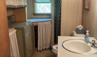 95 Sunset Shore Dr, Alton, NH 03810
