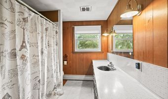 25 Harclay Ct, Ashland, OH 44805