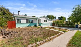 1044 Goldenrod St, Escondido, CA 92027