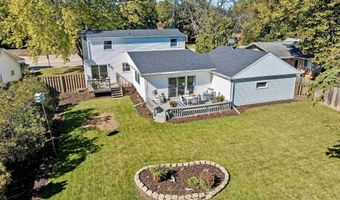 3313 S WEBSTER Ave, Allouez, WI 54301