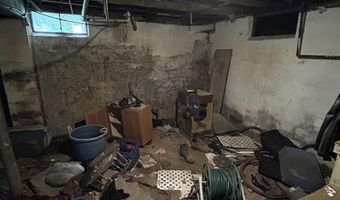 2627 Lincoln St, Anderson, IN 46016