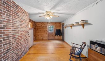 171 Crawley Falls Rd, Brentwood, NH 03833