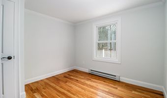 27 Long Meadow Ln, Bethel, CT 06801