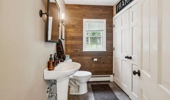 1 Brimstone Hill Rd, Amherst, NH 03031