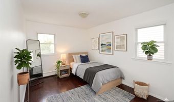 18 Colonial Dr, Bayonne, NJ 07002