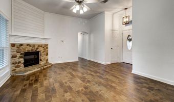 208 James St, Aledo, TX 76008