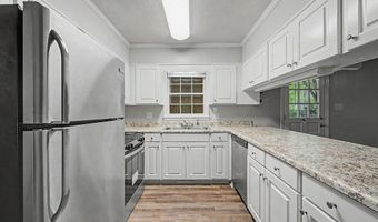 2214 Stuart Ave, Albany, GA 31707