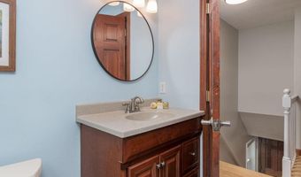 27 Grafton Dr, Bedford, NH 03110