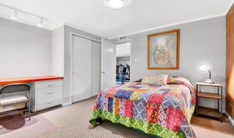 5829 MARBURY Rd, Bethesda, MD 20817