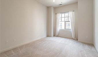 711 Cosmopolitan Dr NE 436, Atlanta, GA 30324