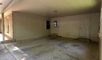 375 Segrest Cir, Athens, GA 30605
