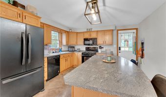 42 N Navarre Ave, Austintown, OH 44515