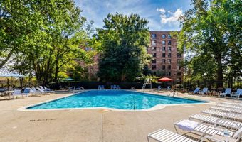 7400 LAKEVIEW Dr N404, Bethesda, MD 20817