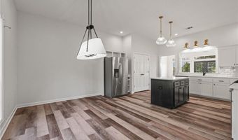 3819 TPC Dr, Alma, AR 72921