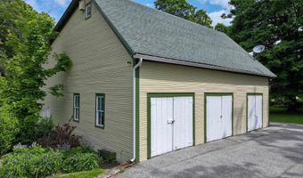 382 Hewitt Rd, Bristol, VT 05443