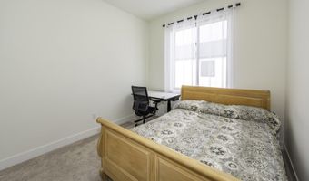 1858 Upland Dr, Ann Arbor, MI 48105
