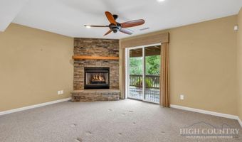 123 Liberty Ln, Banner Elk, NC 28604